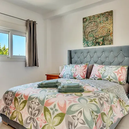 Casa Roberto 2 Bed Duplex Albir Spain